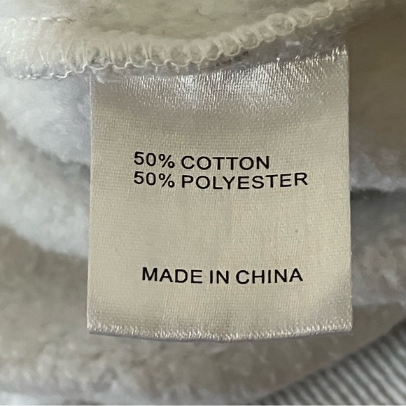 White Fox Boutique Archive 6.0 Oversized Sweatshirt Size XS/S - Picture 4 of 12